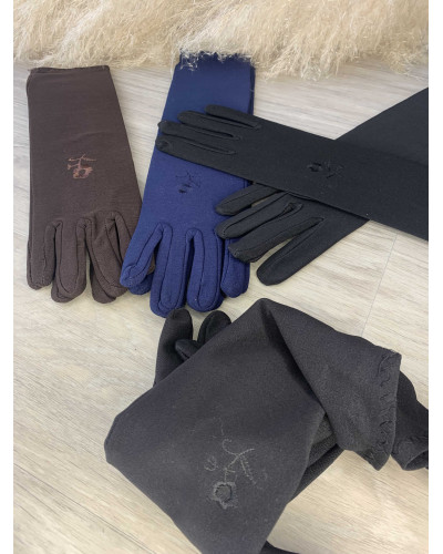 Opaque gloves